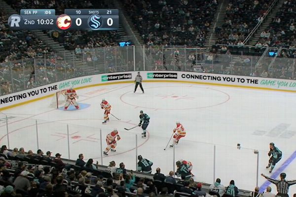 NHL considering changes to digital ad boards