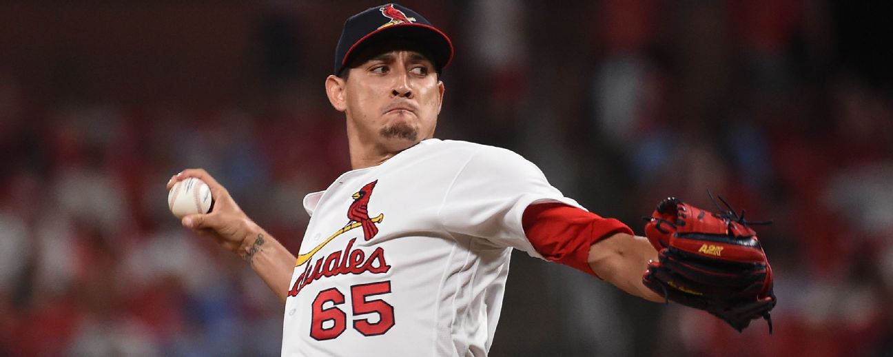 10 mil triunfos! Giovanny Gallegos asegura un histórico triunfo de  Cardenales ante Rockies - ClaroSports