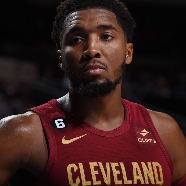 'Excited' Mitchell scores 16 in his Cavaliers debut