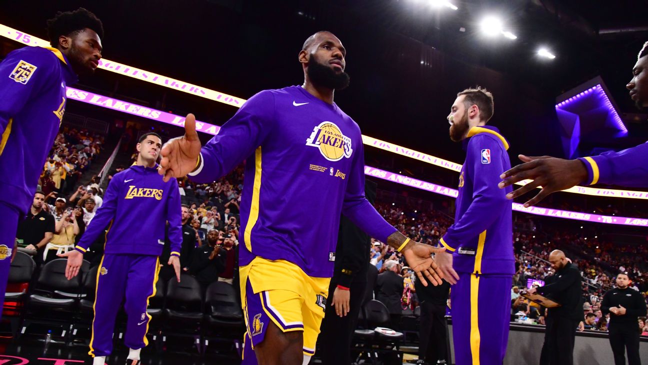Black suits the purple and gold just fine - ESPN - Los Angeles Lakers Blog-  ESPN