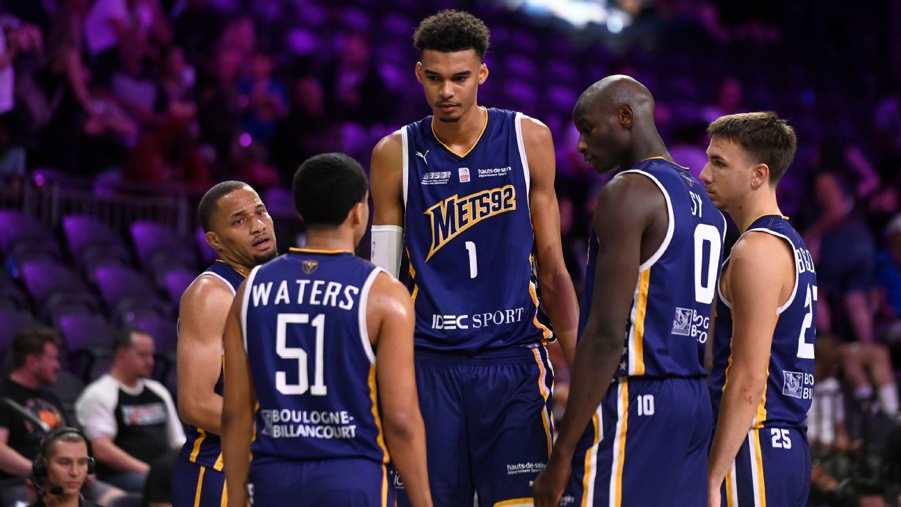 Alemanha vs frança basquetebol, bandeira de fumaça, jogo de esporte