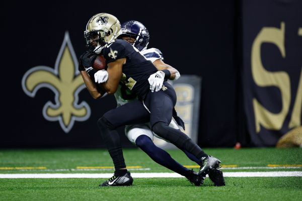 Saints' Olave exits vs. Seahawks with concussion