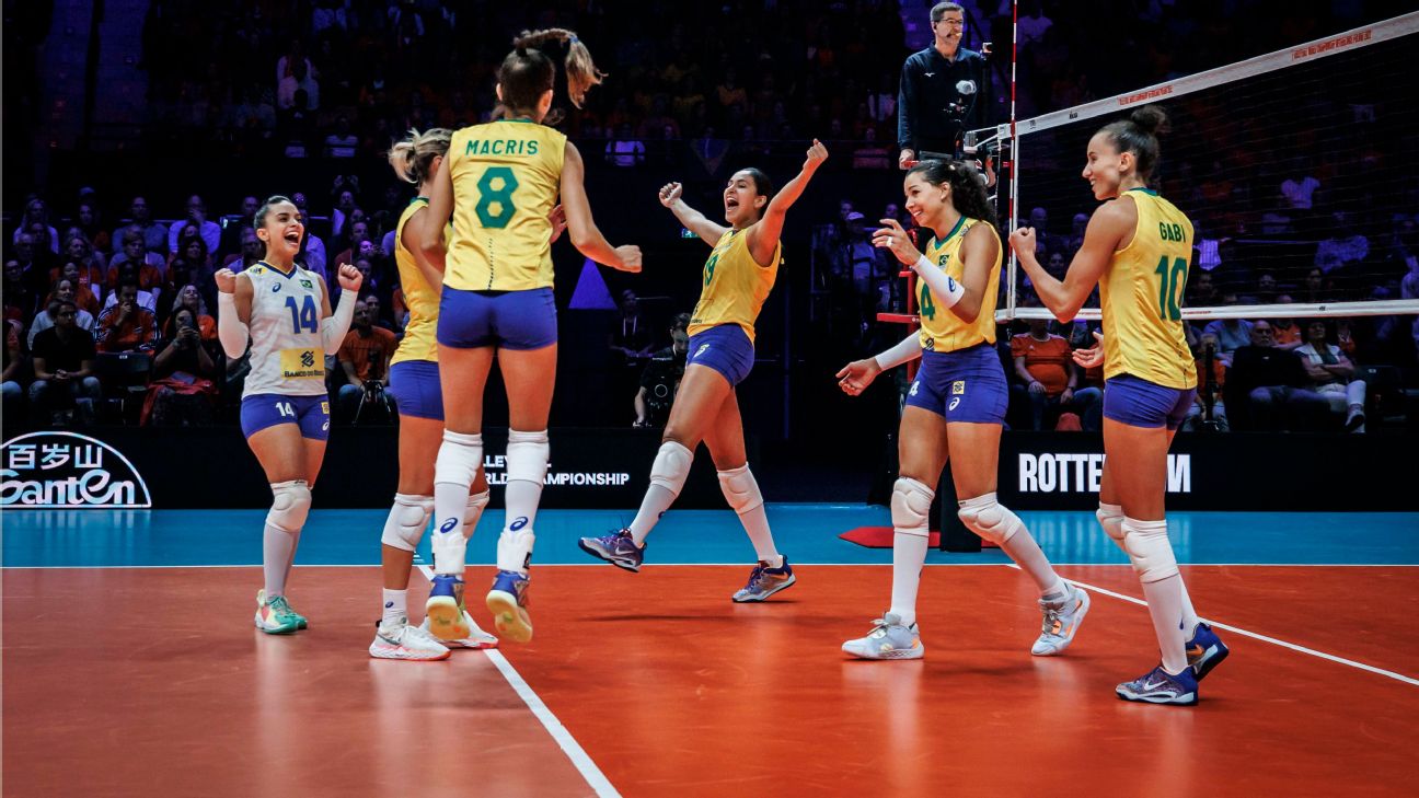 Brasil derrota Itália no tie-break no Mundial de Vôlei feminino