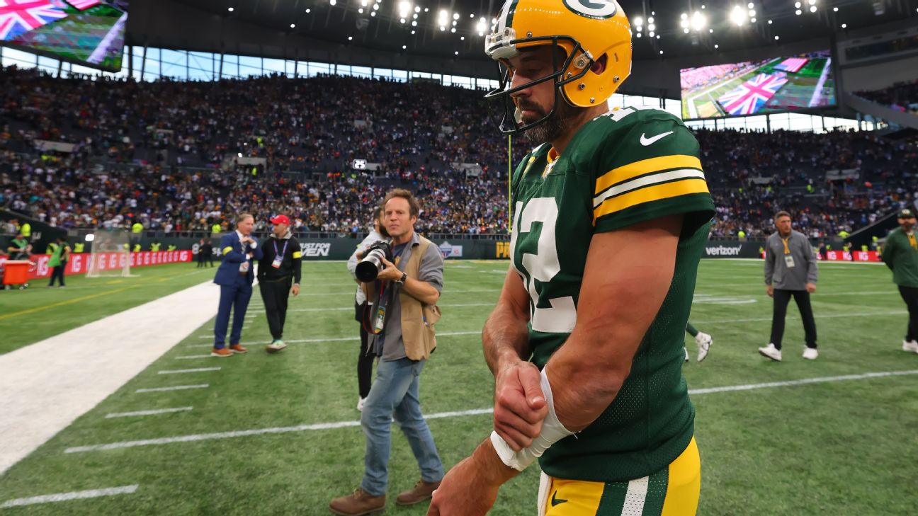 Packers QB Rodgers not practicing Wednesday after hurting thumb Wisconsin  News - Bally Sports