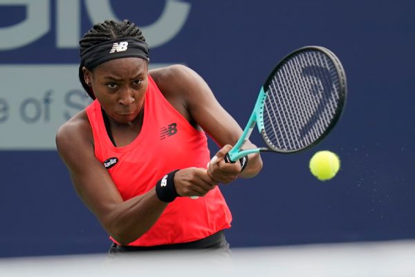 Gauff wins rain-delayed match at San Diego Open