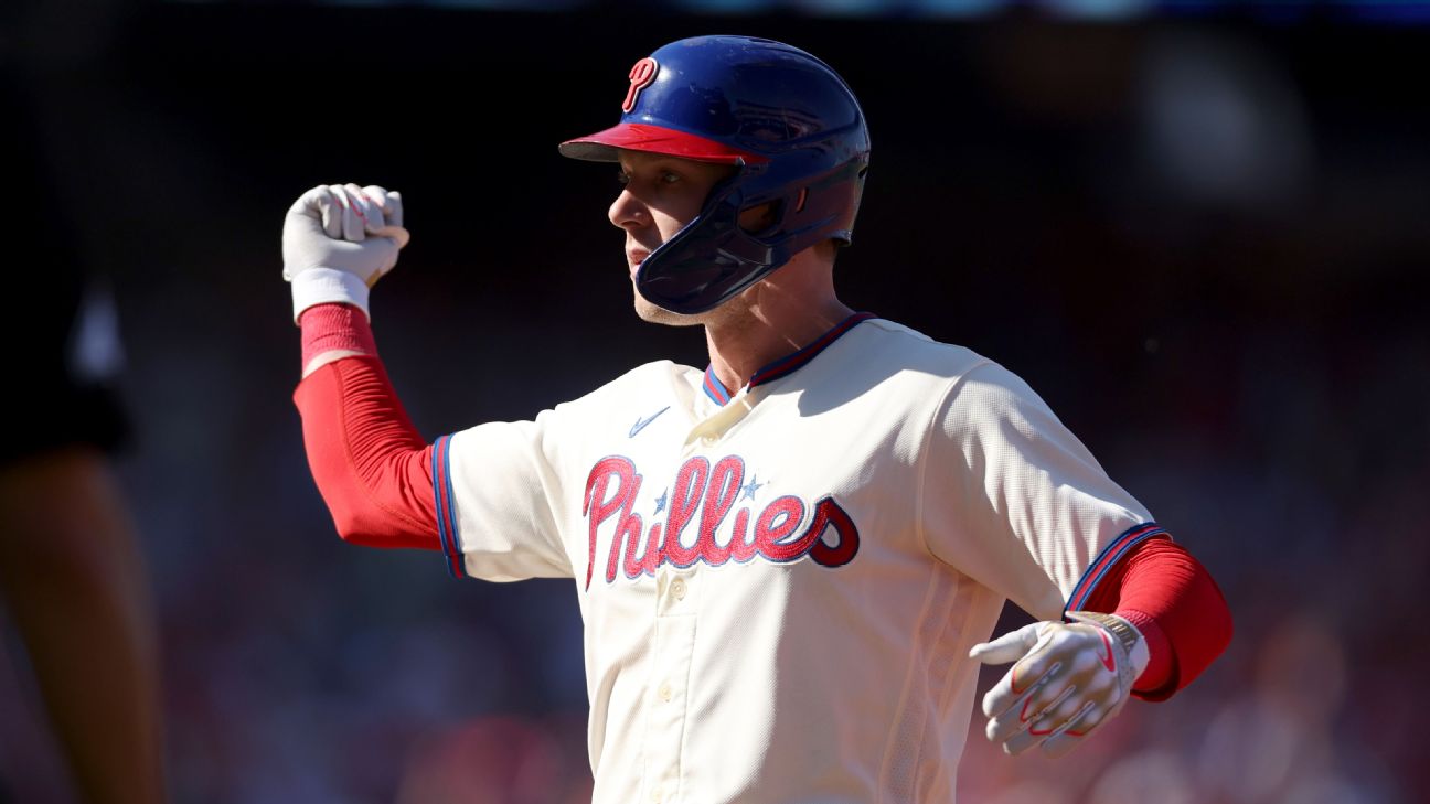 Phils' Hoskins a long shot to