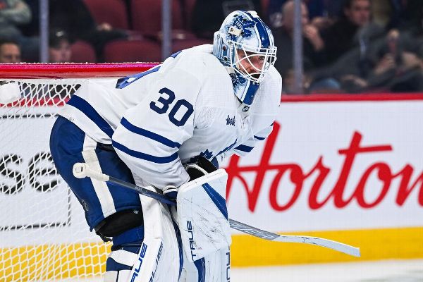 Leafs goaltender Murray (hip) out at least 4 weeks