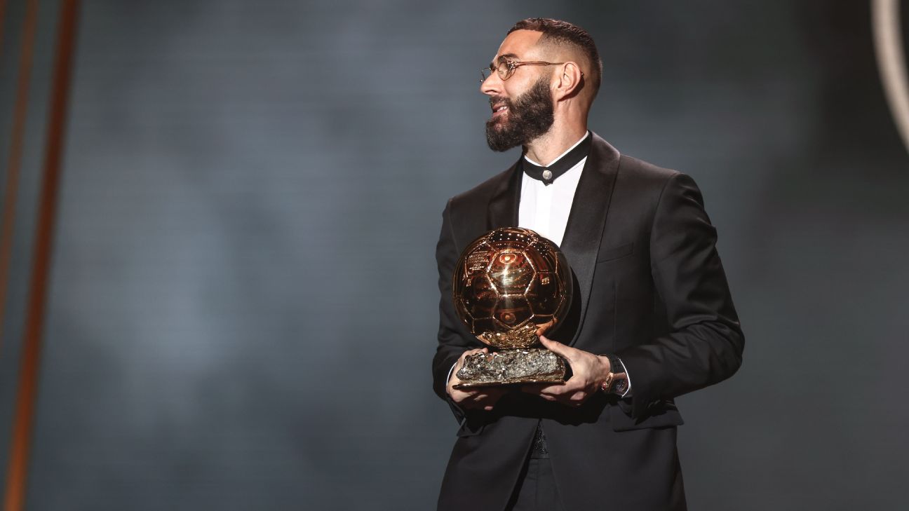 Benzema ganha Bola de Ouro como melhor jogador de futebol do mundo