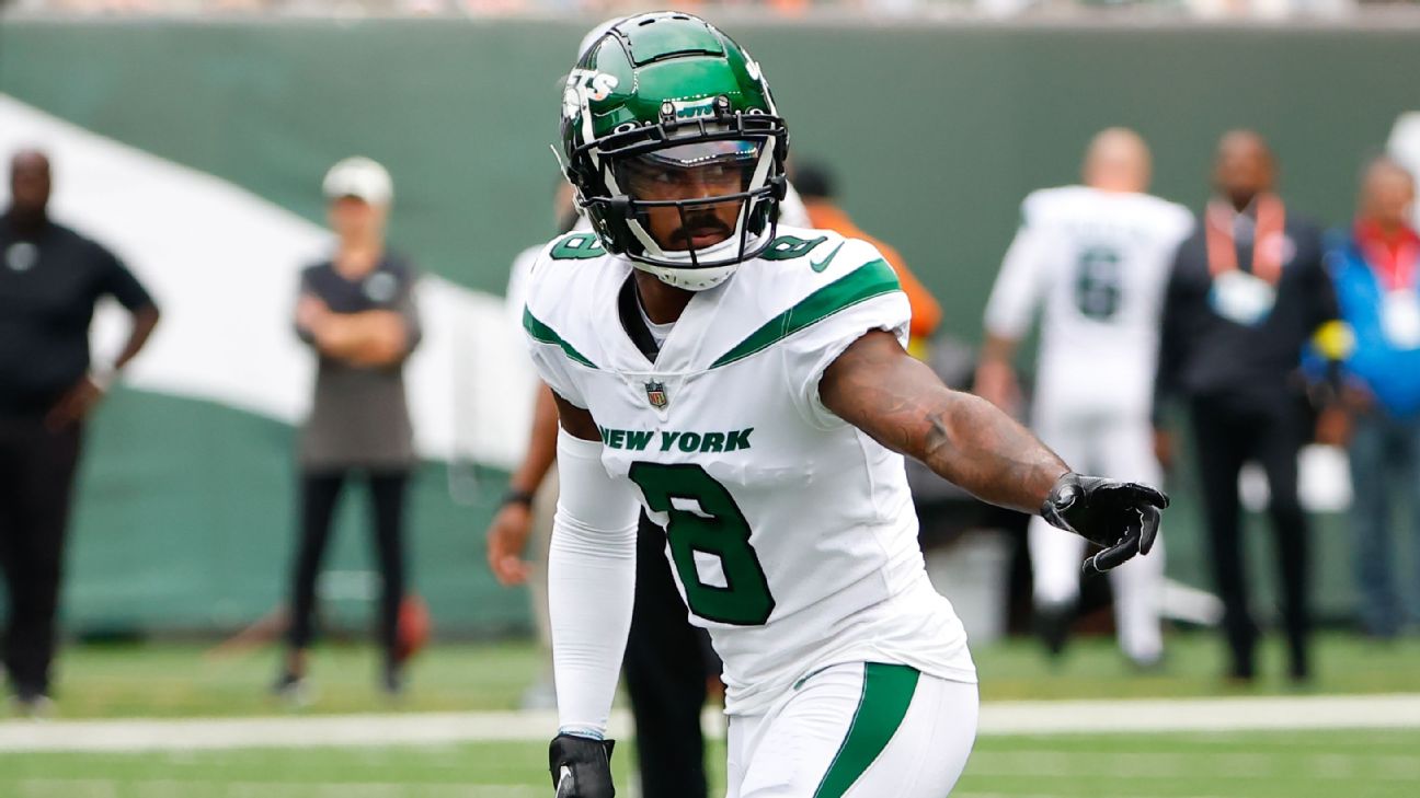 WR Elijah Moore wants to be out of the New York Jets and could end up with  Chiefs or Packers