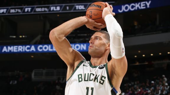 Brook Lopez among low-rostered players worth adding
