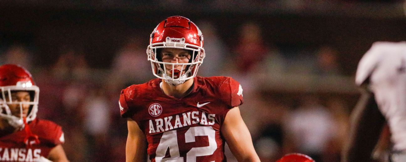 Broncos pick Arkansas's football Drew Sanders in 2022 NFL Draft