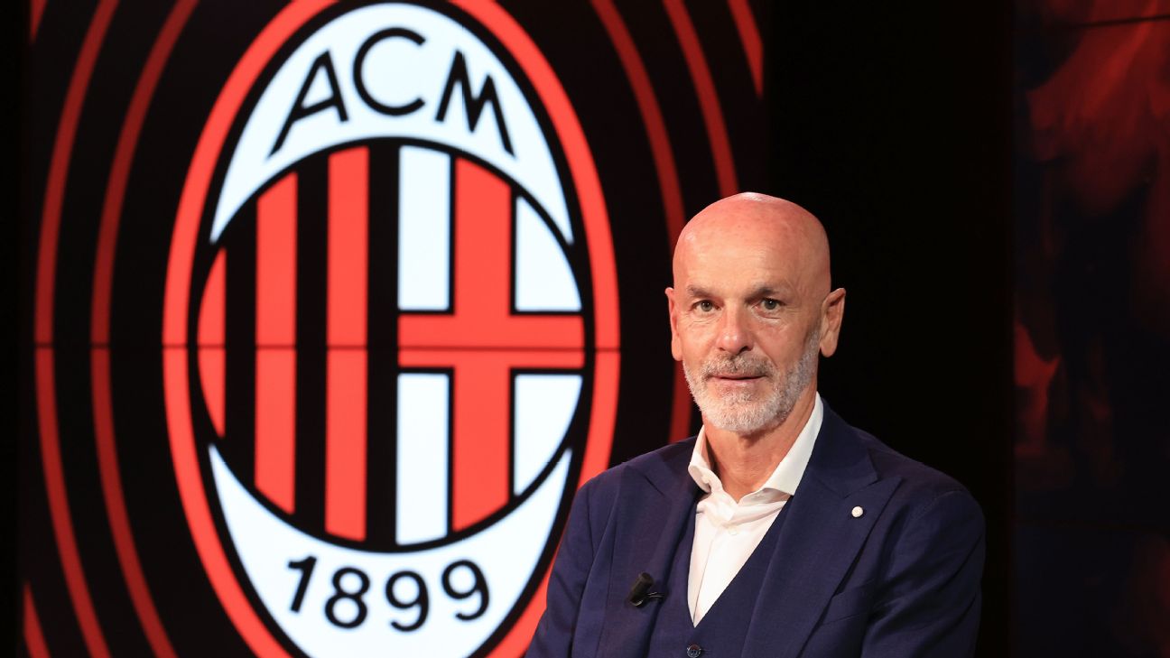AC Milan coach Pioli signs new deal until 2025