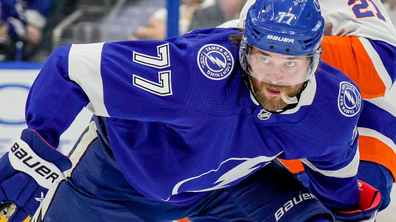 Tampa Bay Lightning D Victor Hedman leaves game with Lower-Body Injury