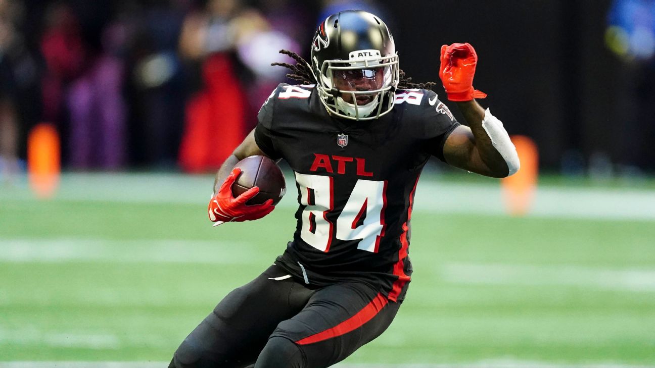 Patterson regresa a entrenar con los Falcons