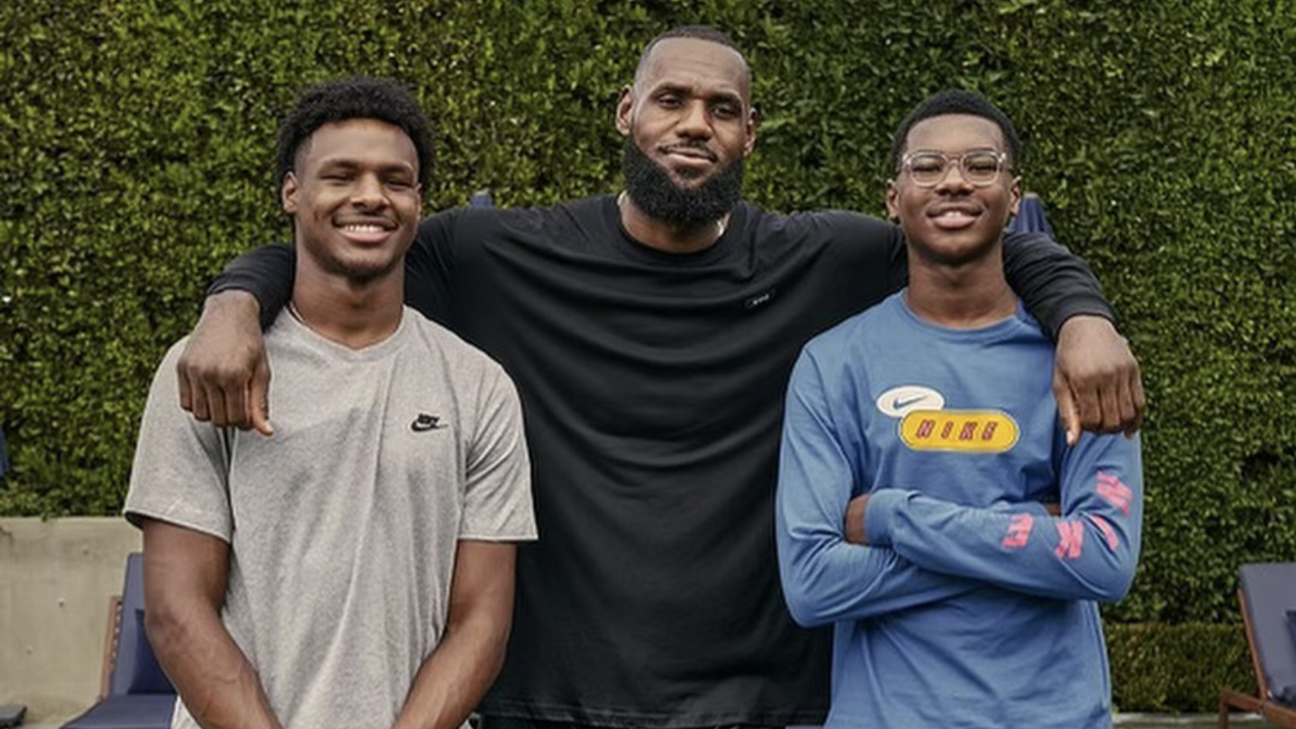 LeBron James' Son, Bronny, Considering Visit To Ohio State - Sports  Illustrated Ohio State Buckeyes News, Analysis and More