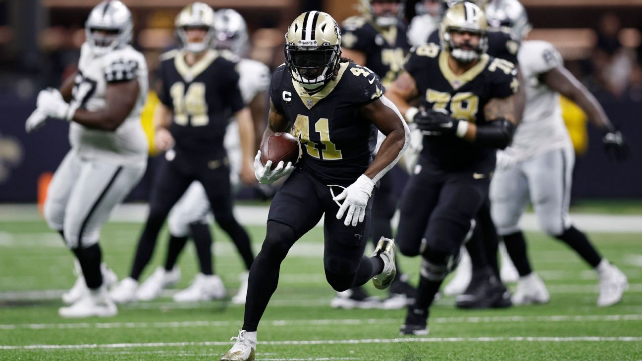 NFL Monday Night Football Same Game Parlay Picks & Predictions: Ravens vs.  Saints (Week 9)