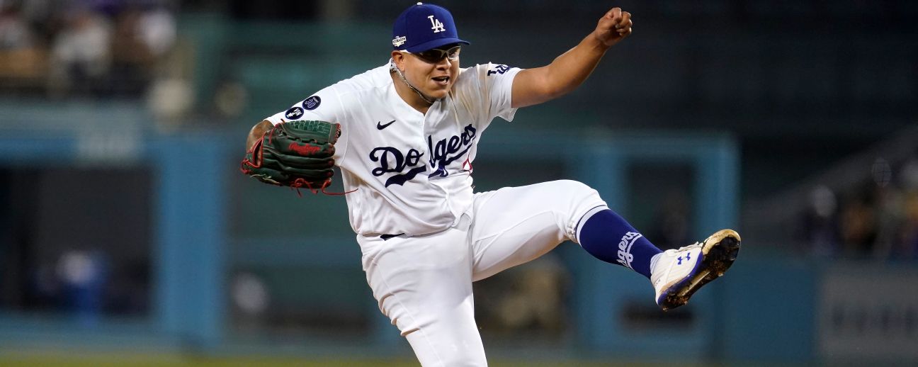MLB México on X: El #MexicanPower de Tampa Bay 💪. #YoAmoElBeis 📷: Isaac  Paredes  / X