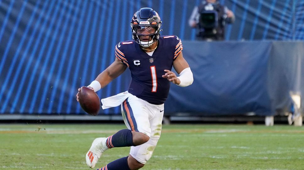 Fantasy Football Start 'Em Sit 'Em 2022 NFL Week 10: Quarterback rankings