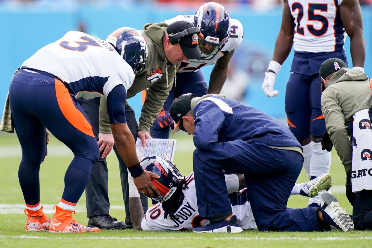 Broncos WR Jeudy suffers ankle injury in loss