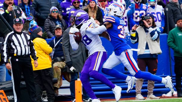 Jefferson's fourth-down catch, career-high 193 yards help Vikings prevail