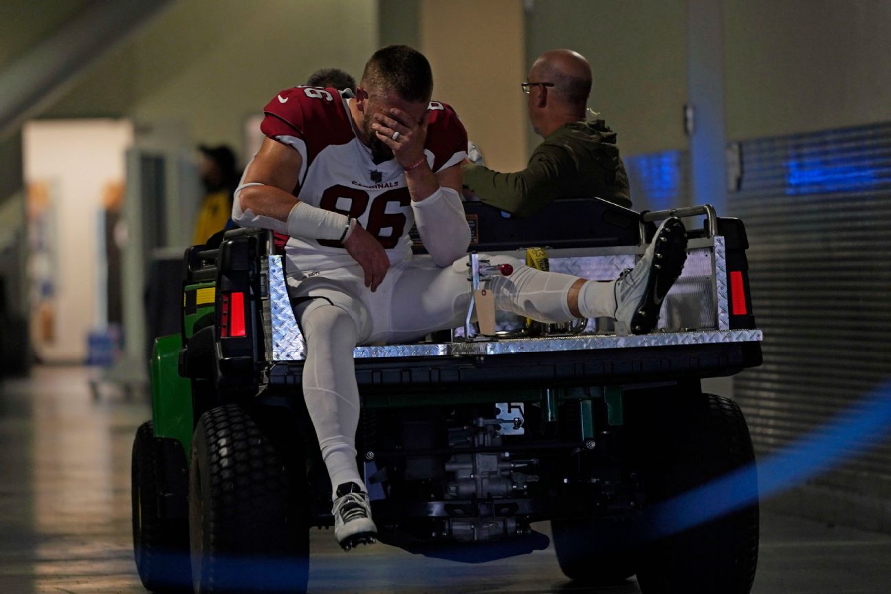 Daily Sports Smile: Zach Ertz provides 5,000 meals to local food