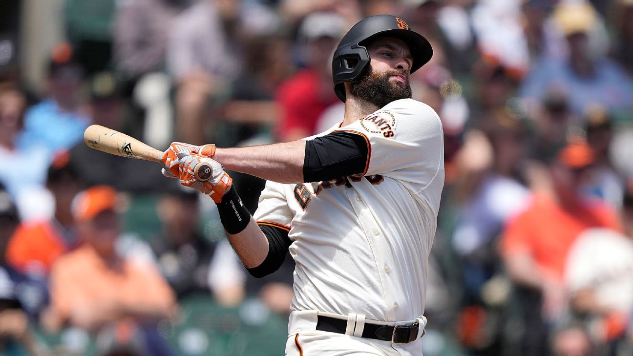 Toronto Blue Jays get Brandon Belt on 1-year, $9.3 million deal - ABC7 ...