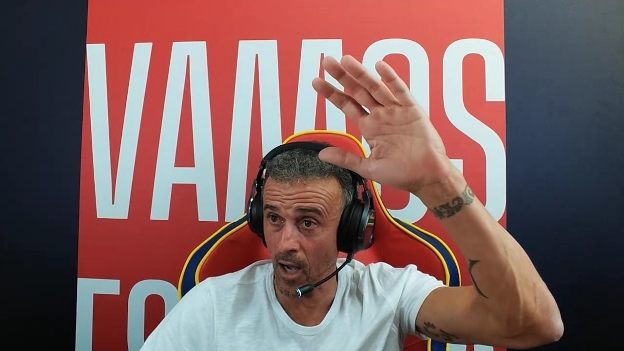 Luis Enrique, o excêntrico 'técnico-streamer' da seleção espanhola