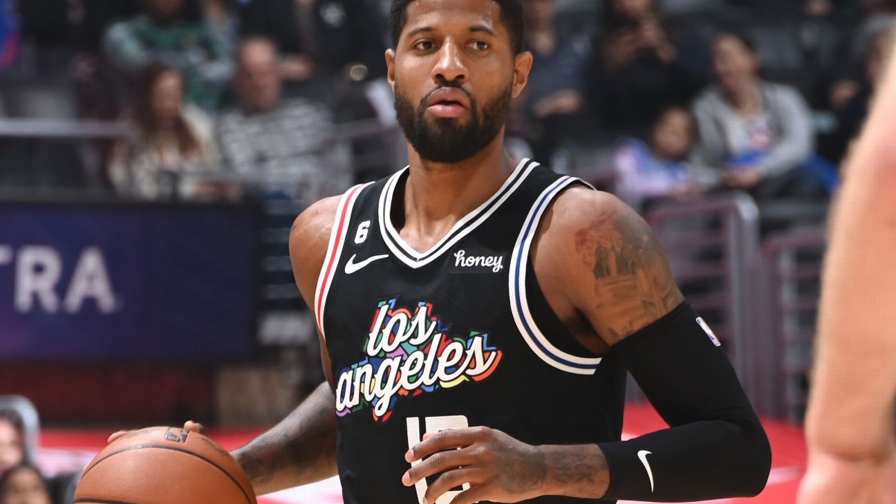 Ranking Paul George's Best Nike Sneakers of 2021-22 Season - Sports  Illustrated FanNation Kicks News, Analysis and More