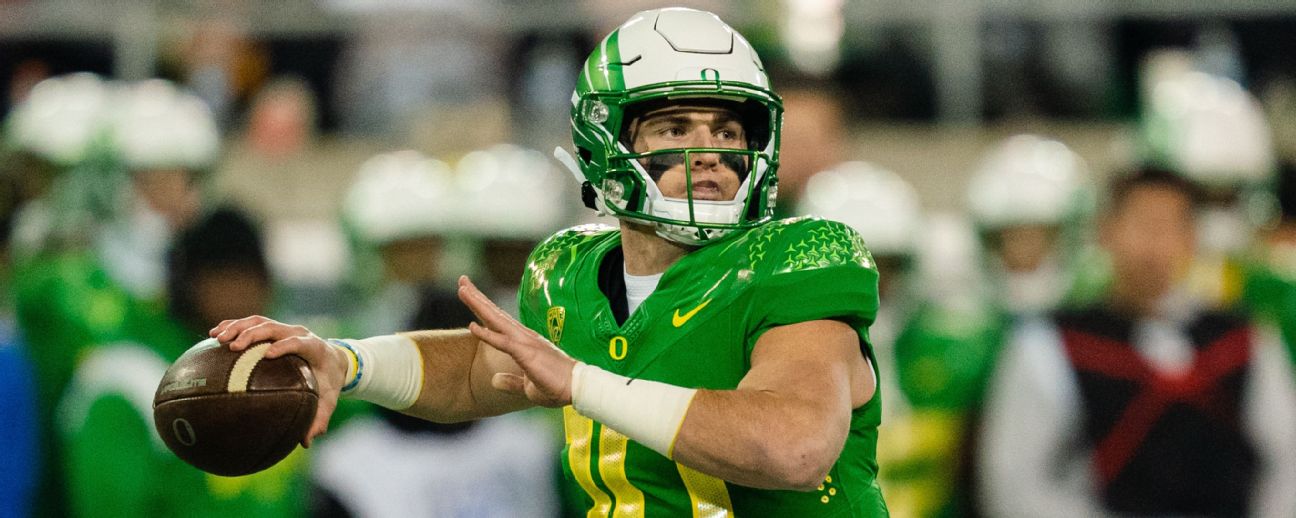 Bo Nix returning to Oregon Ducks in 2023 