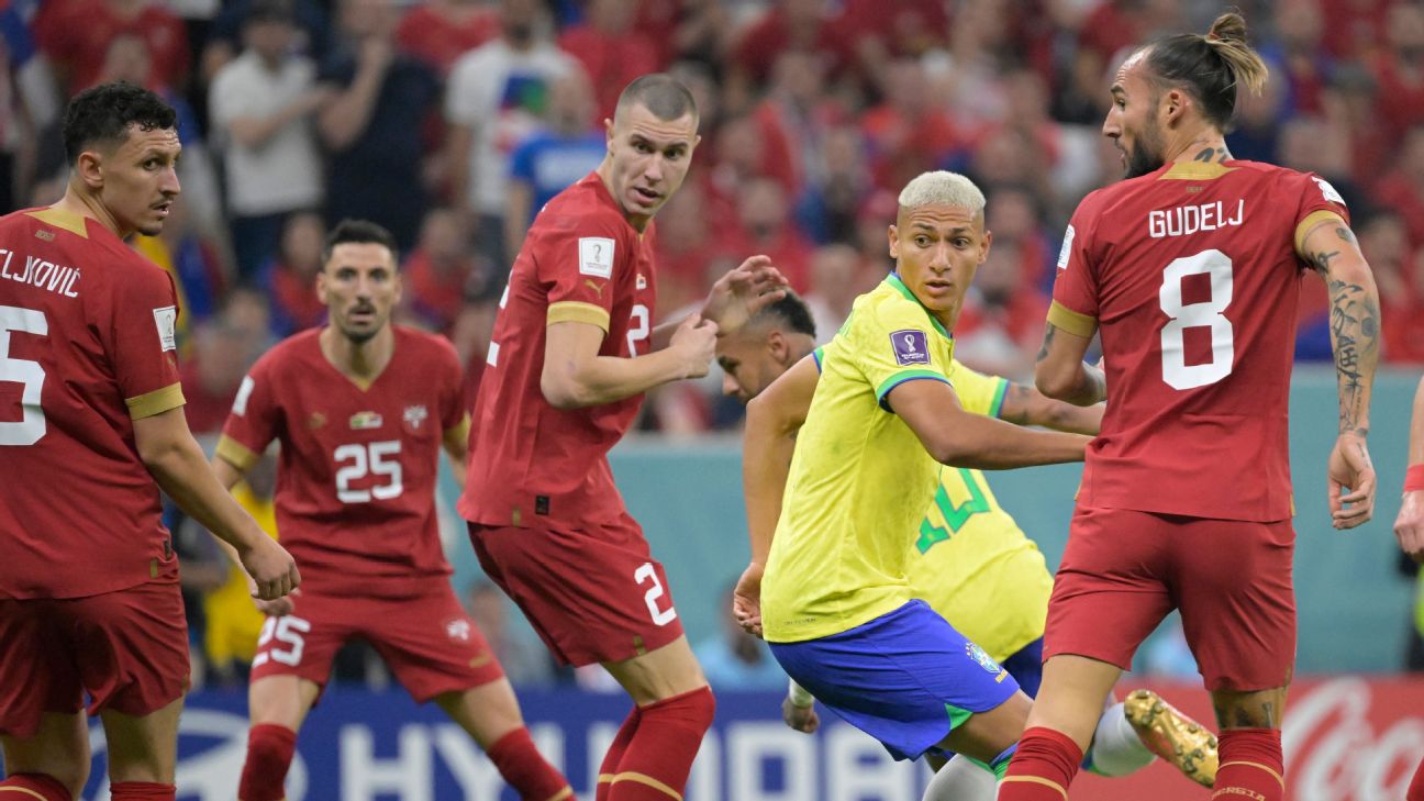Com empate entre Camarões e Sérvia, Brasil garante vaga se vencer