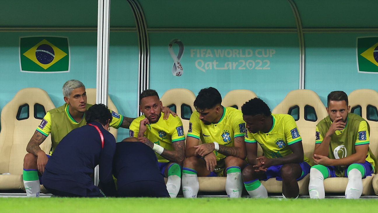 Neymar in tears after injury during Brazil's World Cup win vs