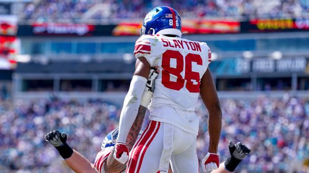Darius Slayton's leaping catch sets up Giants touchdown