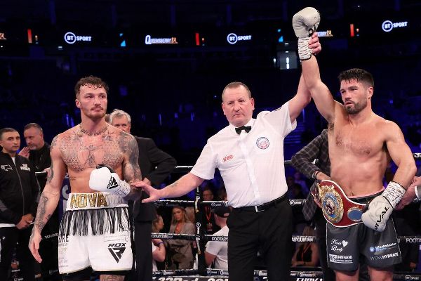 Ryder eyes Alvarez after win via injury stoppage