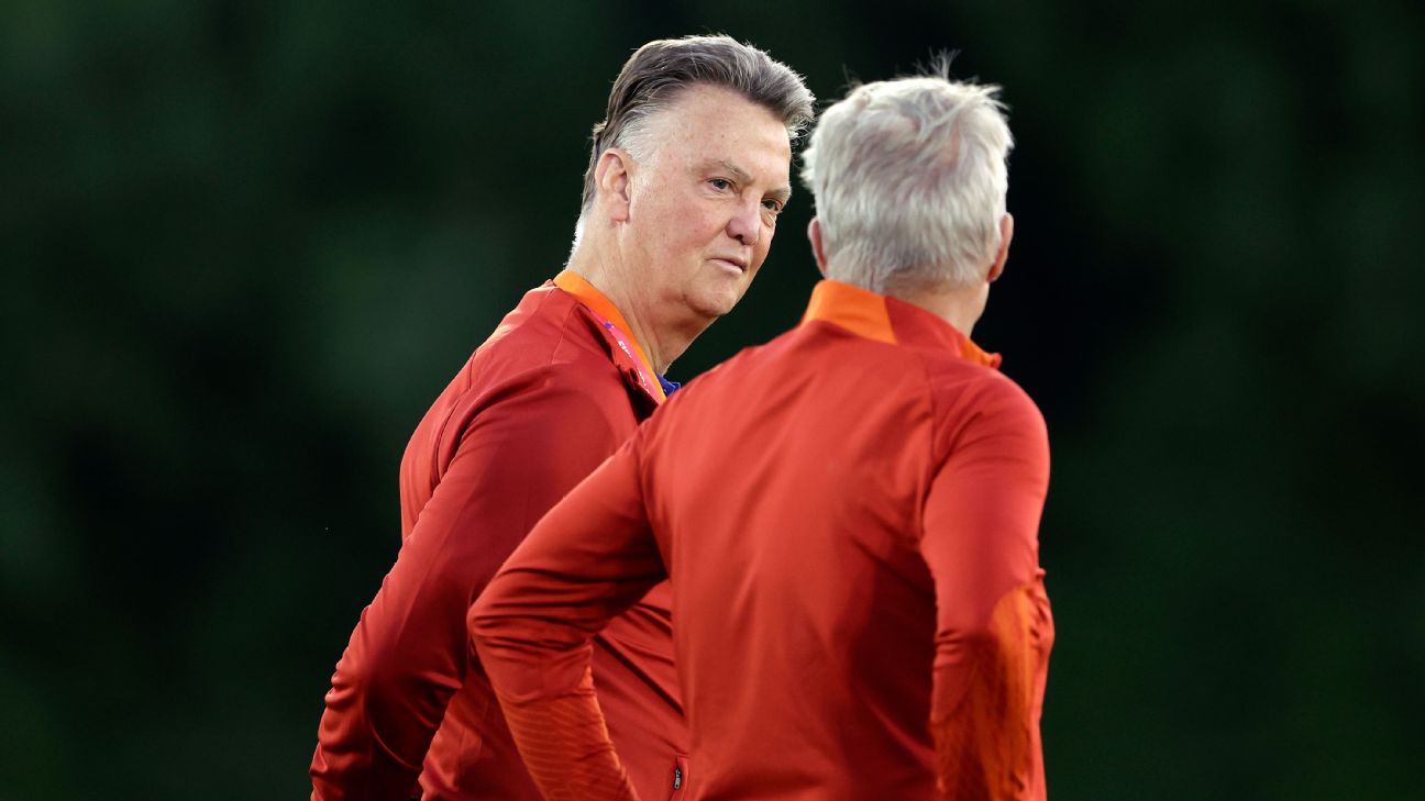 LVG: Netherlands battling flu before USA clash