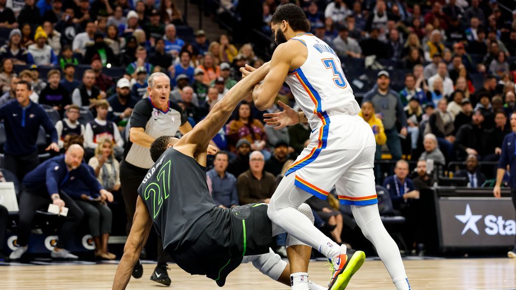 Rudy Gobert lights up Thunder, rescues Timberwolves in opening night win