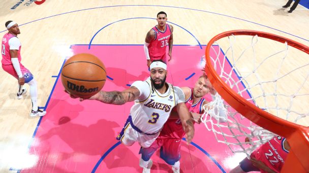 Five things to watch this week: Hold or trade Anthony Davis?
