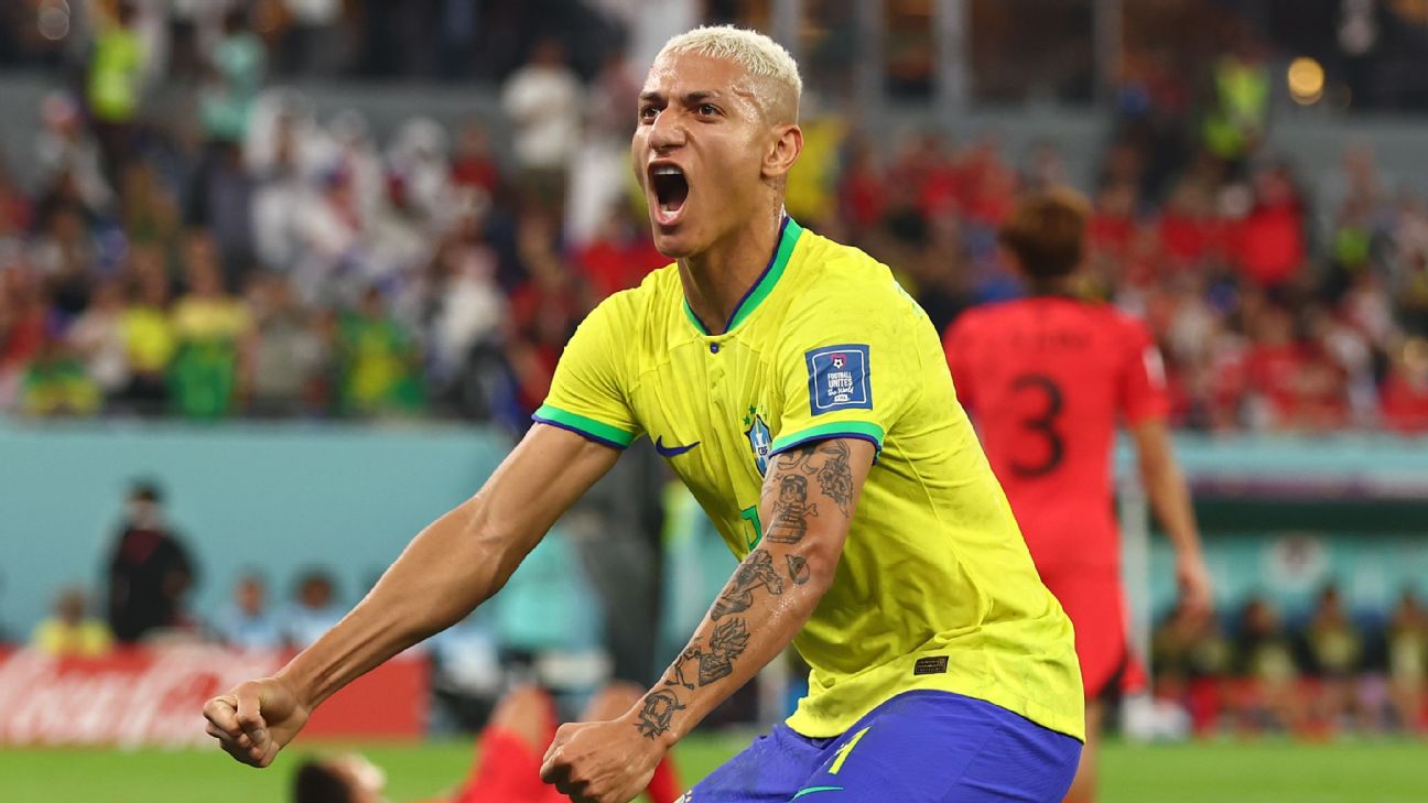 Brazil dances its way into World Cup quarterfinals thanks to