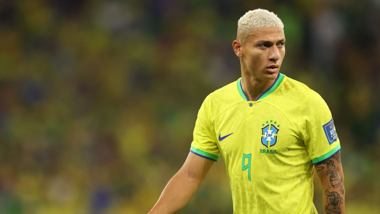 Richarlison mostra nova tatuagem com rosto de Neymar, Ronaldo e