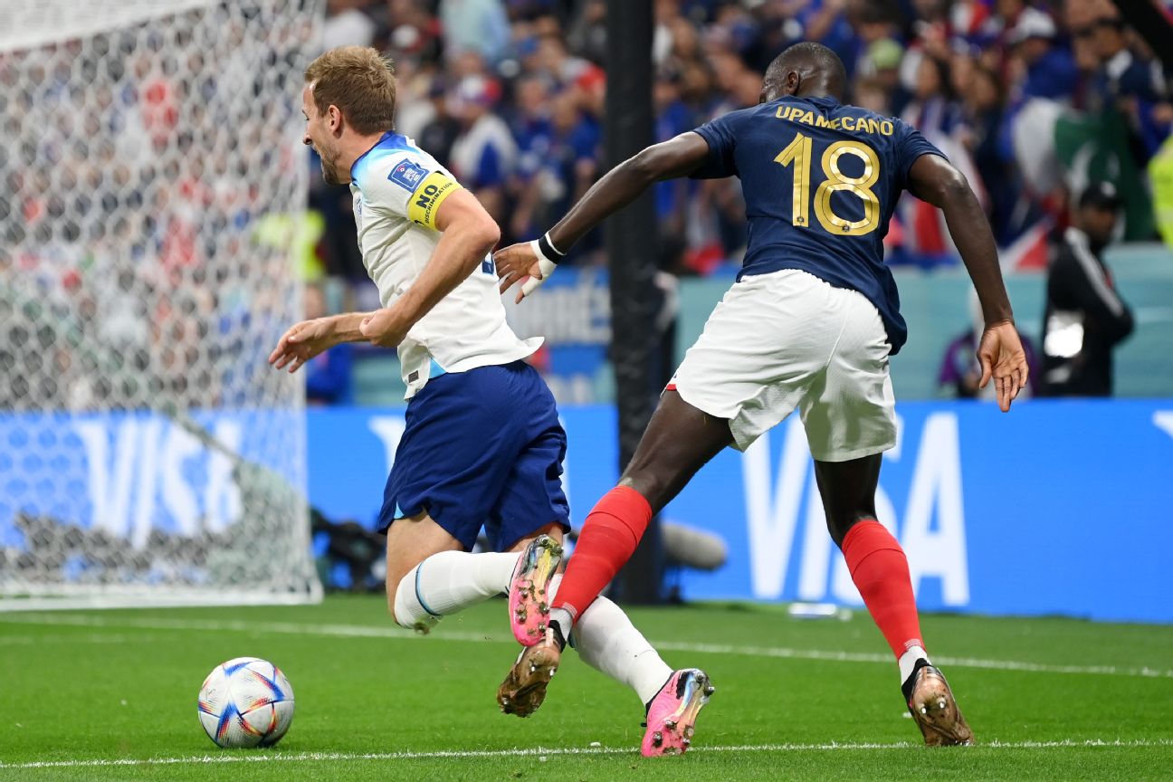 World Cup 2022 - England 1-2 France: Harry Kane misses late