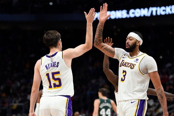 Austin Reaves Rises to Challenge in Lakers' Playoff Push in