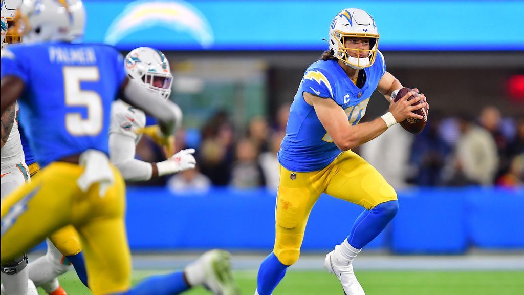 Justin Herbert looking to clinch first playoff berth for Los Angeles  Chargers 