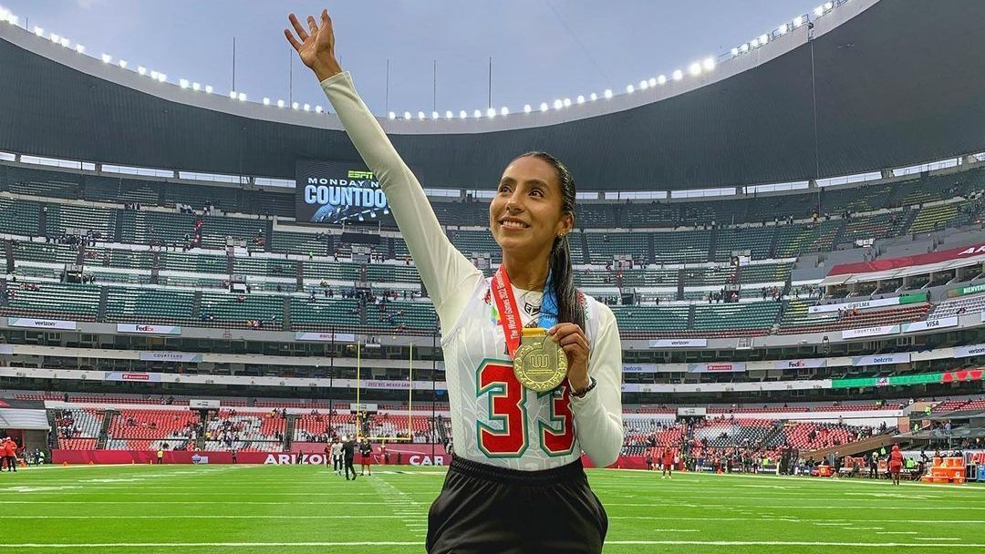 La mexicana Diana Flores ve más cerca que nunca el flag football en  Juegos Olímpicos - ESPN