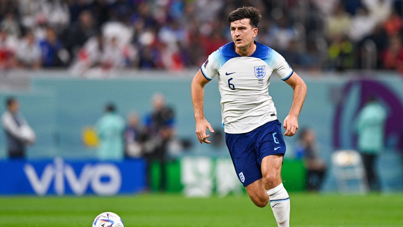 Ten Hag wants Maguire to recreate England form