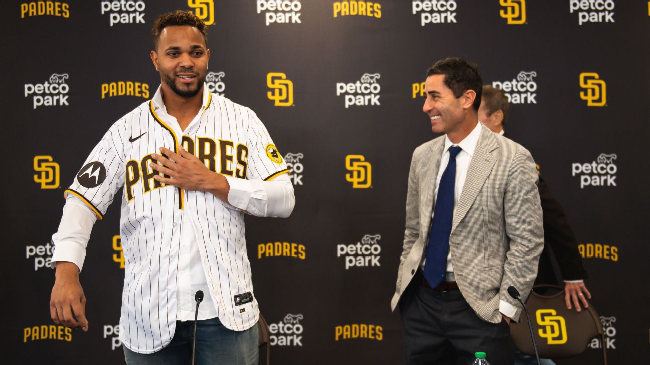 Padres lock up another major player with megadeal