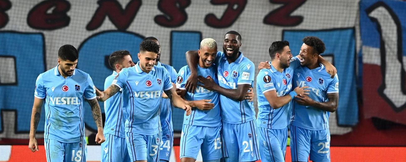 Futebol no JC: Trabzonspor 3 x 0 Besiktas, Superliga Turca, 5ª Rodada