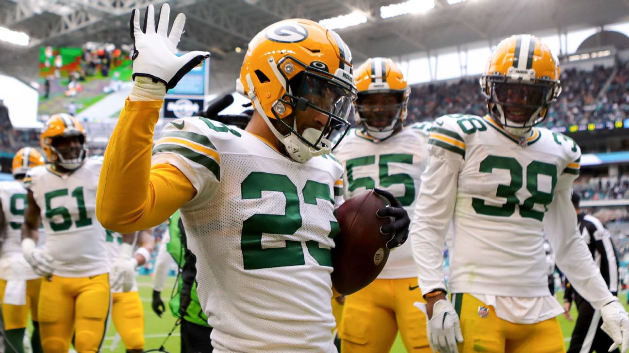 Jaire Alexander, beat twice early, wins over Twitter with interception