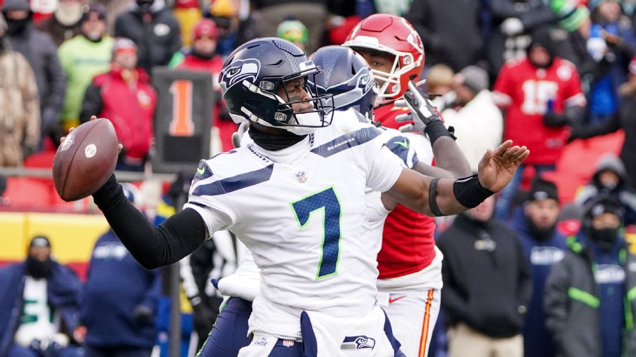 Geno Smith starts hot, Seahawks D finishes to beat Broncos in