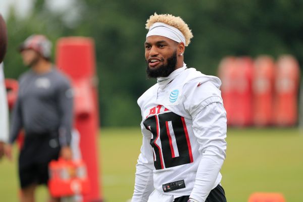 Falcons WR Batson arrested, allegedly fought cop