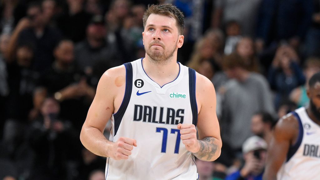 Sources – Mavs’ Luka Doncic day-to-day with mild ankle sprain