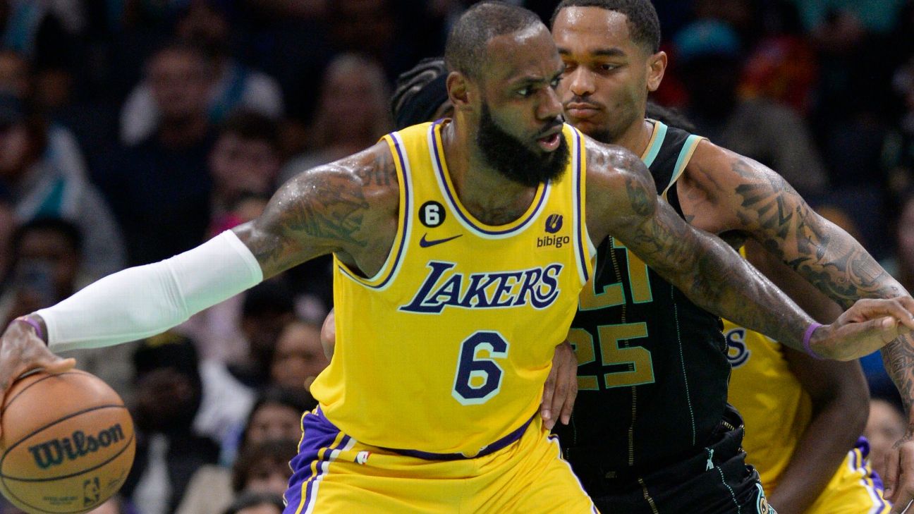 James pours in 43 as Lakers hold off Hornets, 121-115 - The San